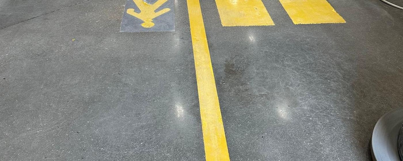 Bursa fabrika zemini beton parlatma öncesi ve sonrası — NSA Beton uygulaması